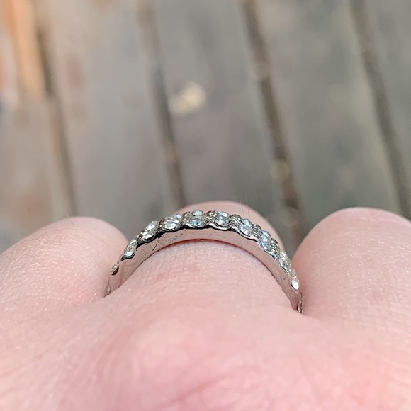 ❗️LAST CHABCE 9/30❗️STERLING SILVER CUBIC ZIRCONIA 3 ROW ETERNITY BAND - Picture 9 of 10